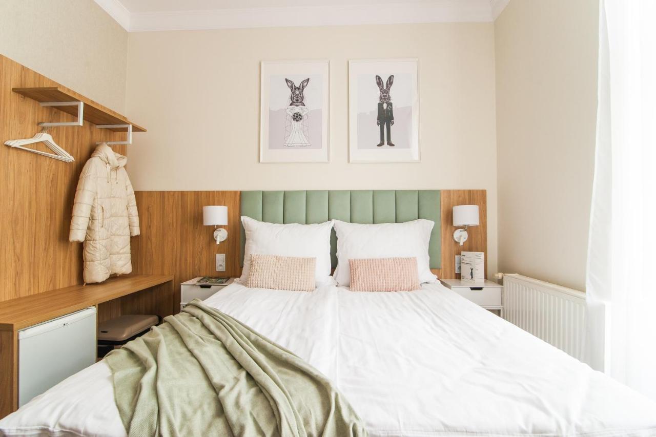 Hotel Awo Hnězdno Exteriér fotografie